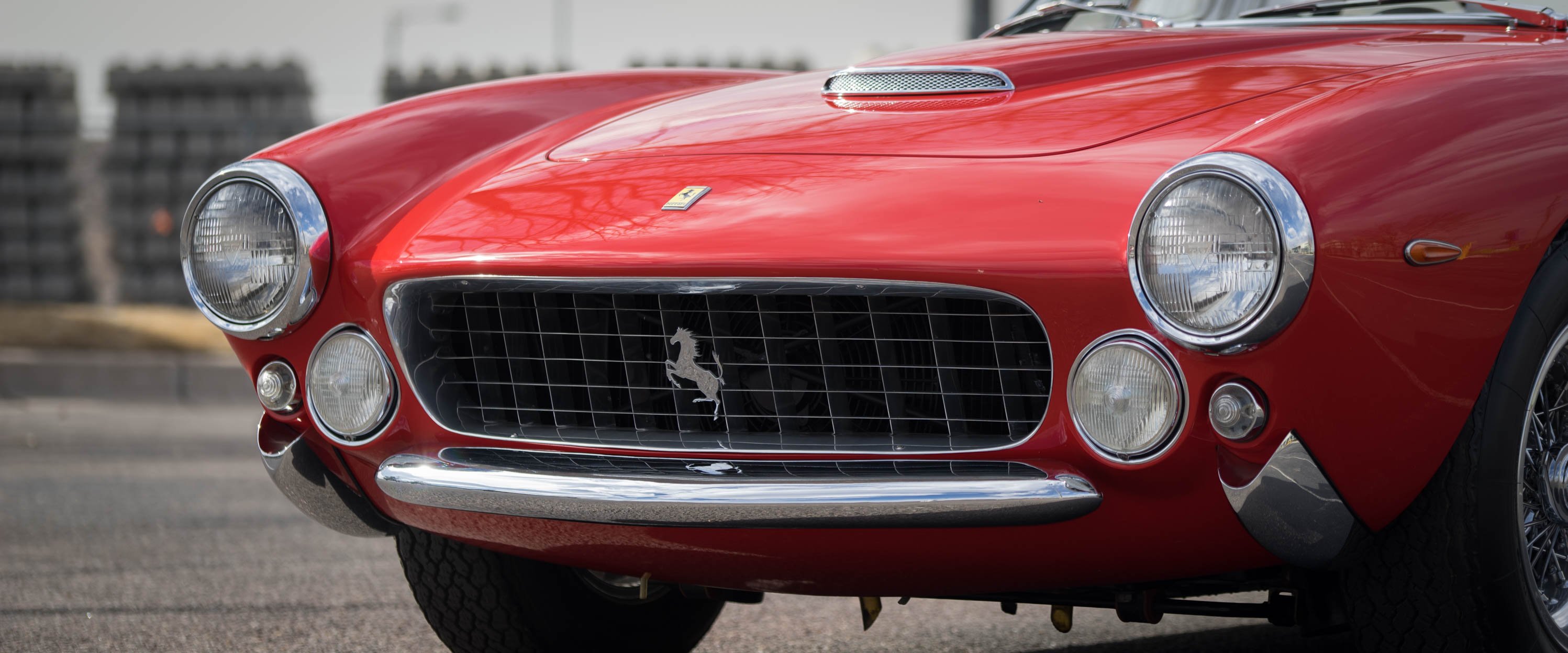 1964-Ferrari-250GTL-Lusso-Red-slideshow-008@2x