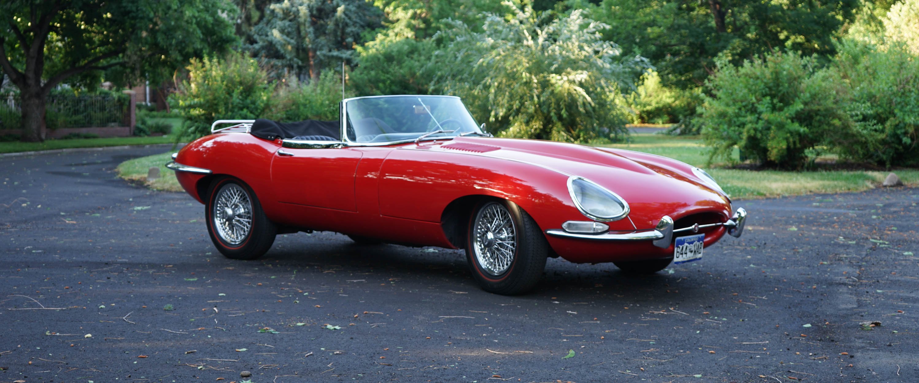1966-Jaguar-XKE-Red-slideshow-0012x.jpg